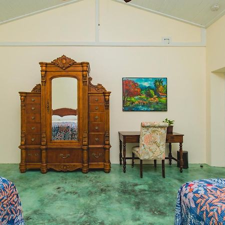 Feather Leaf Inn Frederiksted المظهر الخارجي الصورة